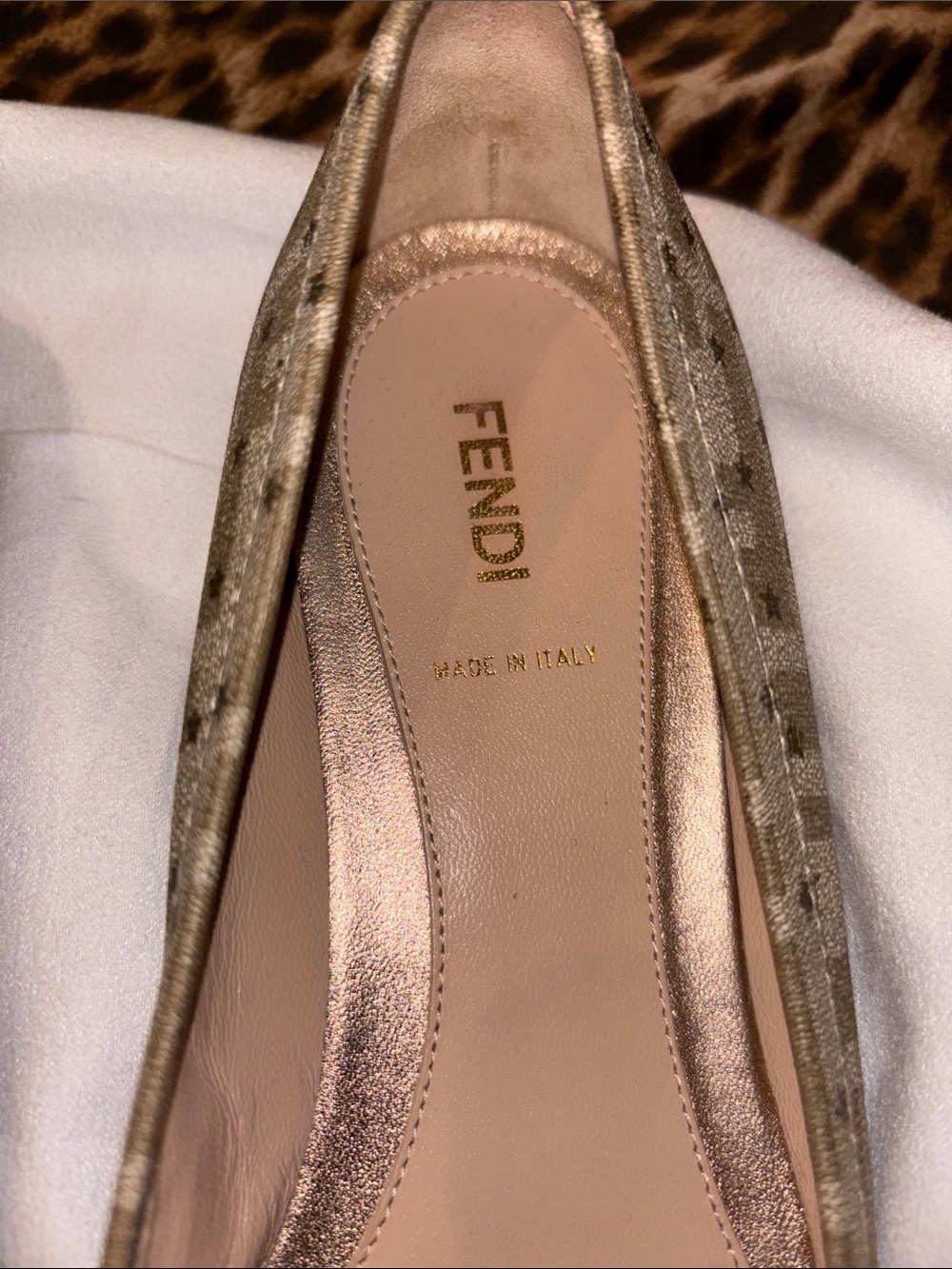 Fendi Beige Monogram Ballet Flats with Metallic Bow Charm size 39.5 - Picture 2 of 8